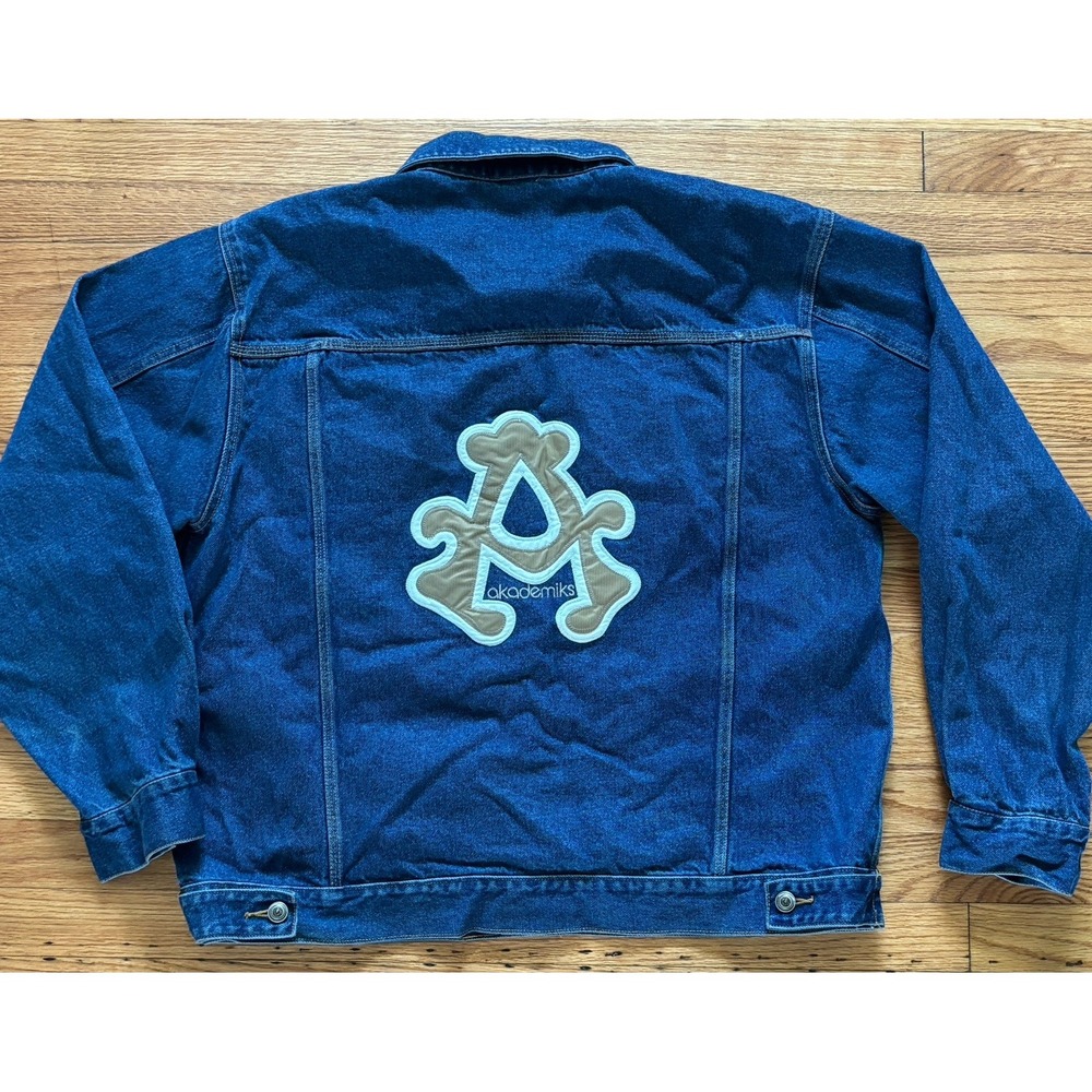 Y2K Akademiks Men's Jean Jacket Vintage  Size Large Relaxed